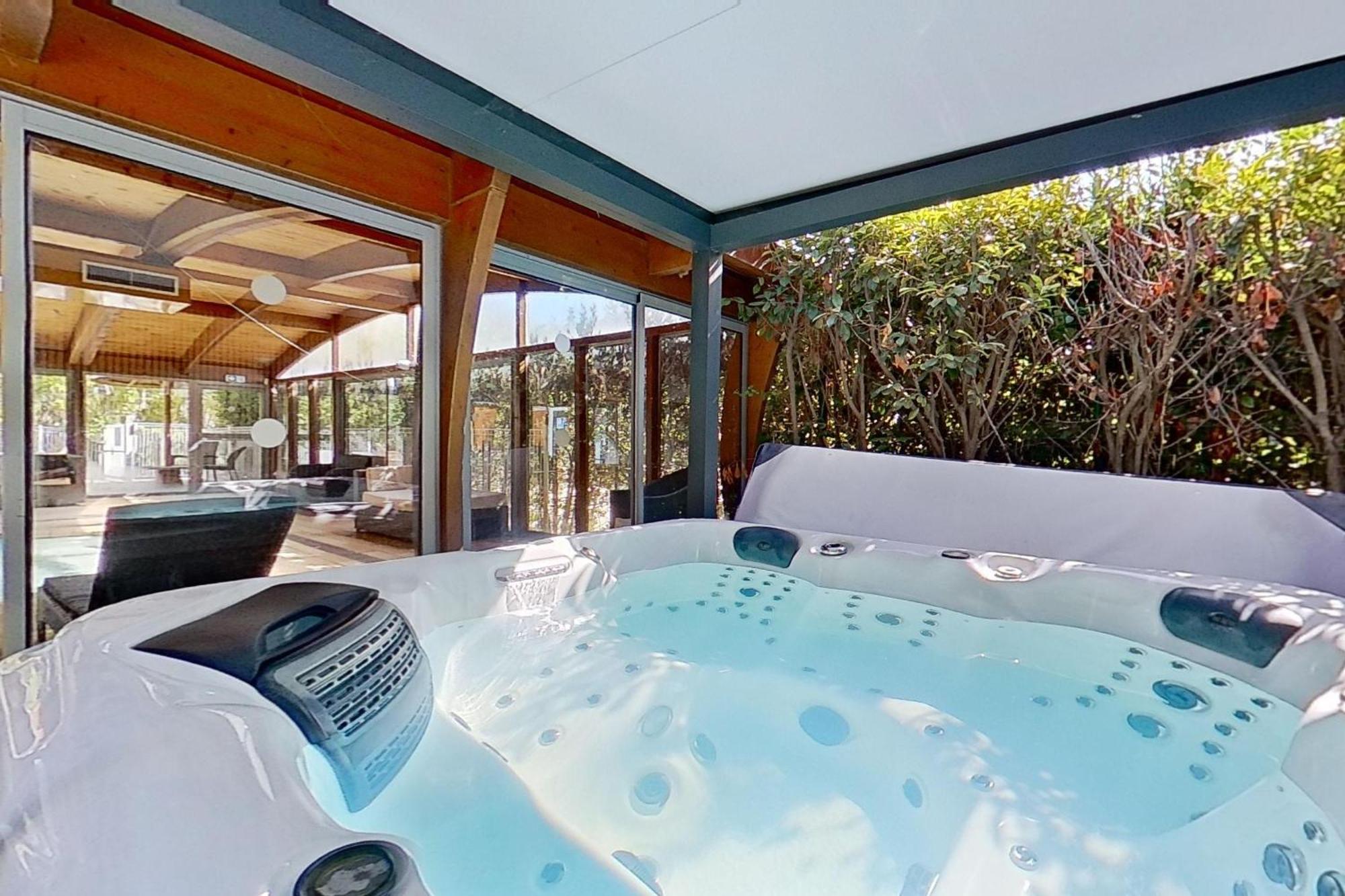 Hotel Spa Plage St Jean ลาซิโอตาต์ ภายนอก รูปภาพ